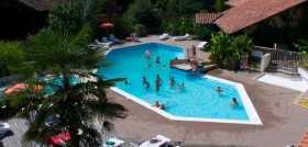 Campings et Aires de Camping Cars