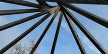 La Forêt d'Art Contemporain : Coeur Chaud Bois d'Aquitaine, oeuvre n°01 - Arue