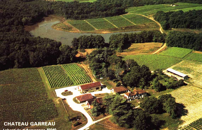 Camping-car d'hôtes à l'Ecomusée de l'Armagnac 1 - Labastide-d'Armagnac