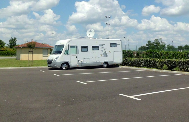 Aire de camping-cars de Villeneuve-de-Marsan 1 - Villeneuve-de-Marsan